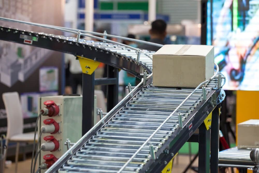 gravity roller, conveyor alongside a conveyor system