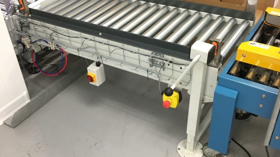 Powered roller conveyor system from LAC Logistics Automation